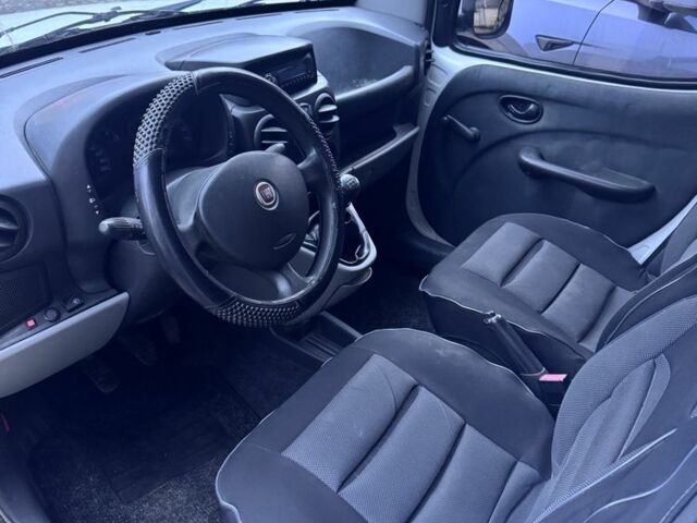 Білий Фіат Добло, об'ємом двигуна 1.4 л та пробігом 250 тис. км за 3000 $, фото 5 на Automoto.ua