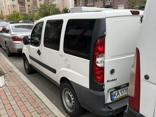 Білий Фіат Добло, об'ємом двигуна 1.2 л та пробігом 298 тис. км за 3800 $, фото 1 на Automoto.ua