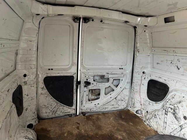 Белый Фиат Добло, объемом двигателя 1.9 л и пробегом 399 тыс. км за 2300 $, фото 9 на Automoto.ua