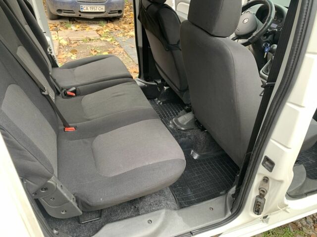 Білий Фіат Добло, об'ємом двигуна 1.3 л та пробігом 221 тис. км за 4999 $, фото 8 на Automoto.ua