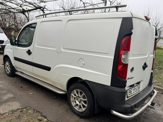 Белый Фиат Добло, объемом двигателя 1.9 л и пробегом 255 тыс. км за 5100 $, фото 3 на Automoto.ua