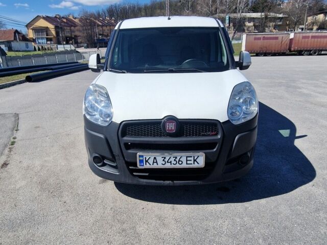 Белый Фиат Добло, объемом двигателя 1.2 л и пробегом 234 тыс. км за 4500 $, фото 5 на Automoto.ua
