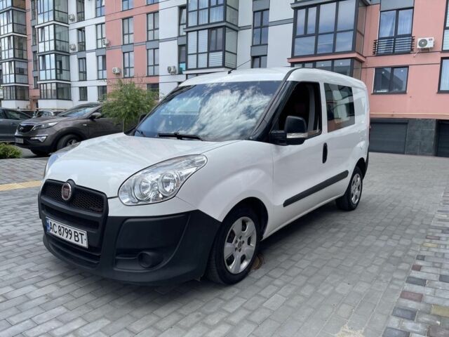 Белый Фиат Добло, объемом двигателя 1.2 л и пробегом 199 тыс. км за 4599 $, фото 2 на Automoto.ua