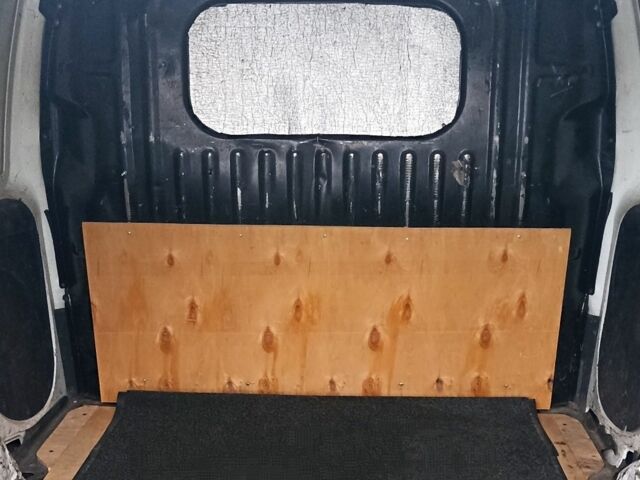 Белый Фиат Добло, объемом двигателя 1.4 л и пробегом 364 тыс. км за 3800 $, фото 15 на Automoto.ua