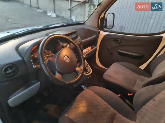 Білий Фіат Добло, об'ємом двигуна 1.37 л та пробігом 379 тис. км за 7000 $, фото 8 на Automoto.ua