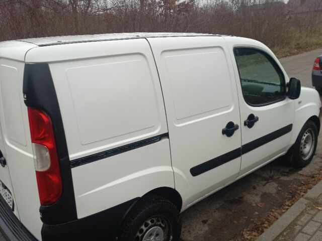 Білий Фіат Добло, об'ємом двигуна 1.4 л та пробігом 237 тис. км за 3000 $, фото 2 на Automoto.ua