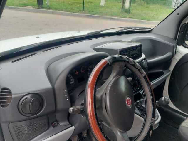 Белый Фиат Добло, объемом двигателя 1.4 л и пробегом 165 тыс. км за 4200 $, фото 16 на Automoto.ua