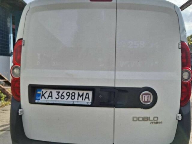 Білий Фіат Добло, об'ємом двигуна 1.4 л та пробігом 291 тис. км за 5200 $, фото 19 на Automoto.ua