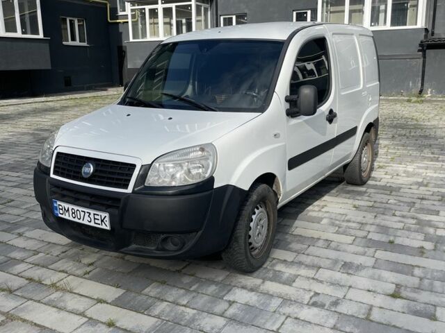 Белый Фиат Добло, объемом двигателя 1.4 л и пробегом 165 тыс. км за 4200 $, фото 3 на Automoto.ua