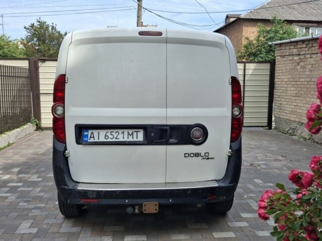 Белый Фиат Добло, объемом двигателя 1.6 л и пробегом 302 тыс. км за 6300 $, фото 7 на Automoto.ua