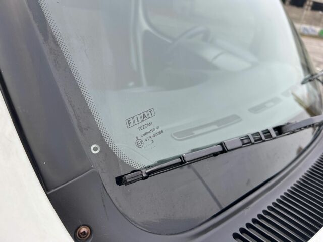 Белый Фиат Добло, объемом двигателя 1.4 л и пробегом 138 тыс. км за 5300 $, фото 5 на Automoto.ua