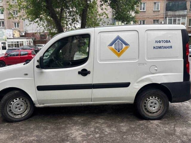 Белый Фиат Добло, объемом двигателя 0 л и пробегом 320 тыс. км за 2700 $, фото 10 на Automoto.ua
