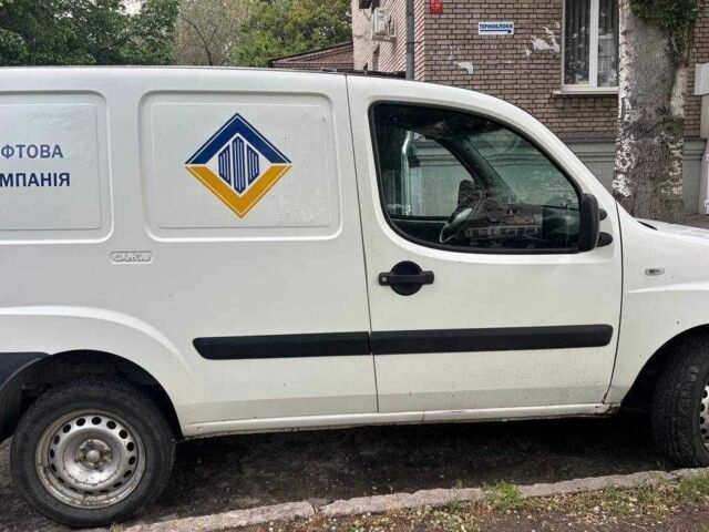 Белый Фиат Добло, объемом двигателя 0 л и пробегом 320 тыс. км за 2700 $, фото 2 на Automoto.ua