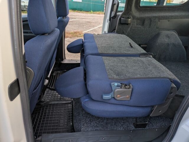 Білий Фіат Добло, об'ємом двигуна 1.3 л та пробігом 100 тис. км за 10800 $, фото 12 на Automoto.ua