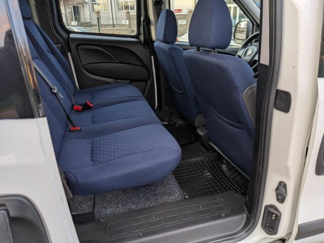 Білий Фіат Добло, об'ємом двигуна 1.3 л та пробігом 100 тис. км за 10800 $, фото 9 на Automoto.ua