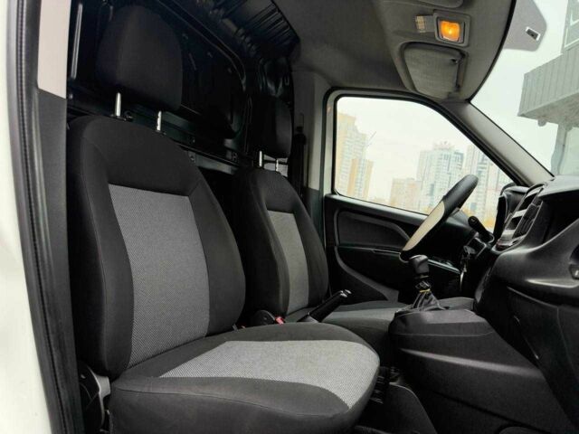 Белый Фиат Добло, объемом двигателя 0 л и пробегом 346 тыс. км за 7190 $, фото 9 на Automoto.ua