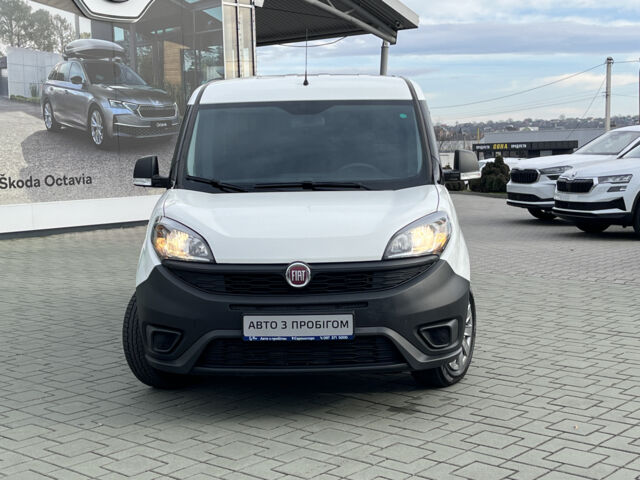 Білий Фіат Добло, об'ємом двигуна 1.6 л та пробігом 32 тис. км за 685000 $, фото 2 на Automoto.ua
