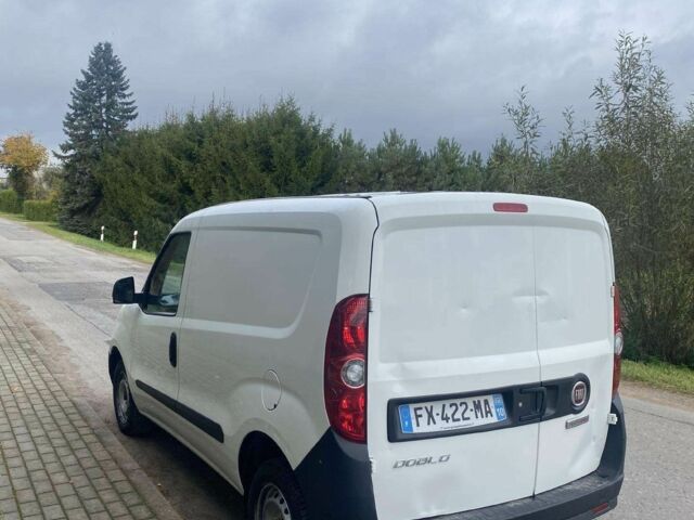 Білий Фіат Добло, об'ємом двигуна 1.3 л та пробігом 177 тис. км за 4700 $, фото 1 на Automoto.ua