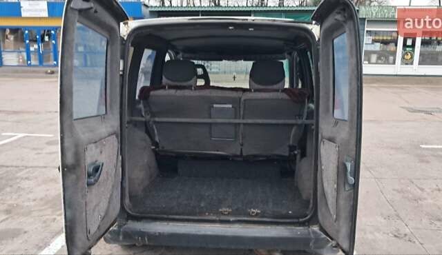 Белый Фиат Добло, объемом двигателя 1.9 л и пробегом 300 тыс. км за 2700 $, фото 4 на Automoto.ua