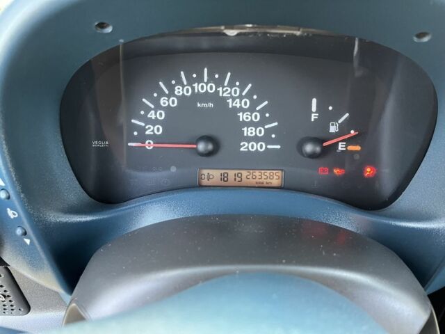 Білий Фіат Добло, об'ємом двигуна 1.9 л та пробігом 263 тис. км за 3800 $, фото 7 на Automoto.ua