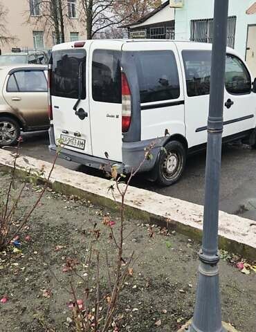 Белый Фиат Добло, объемом двигателя 1.91 л и пробегом 238 тыс. км за 3000 $, фото 3 на Automoto.ua