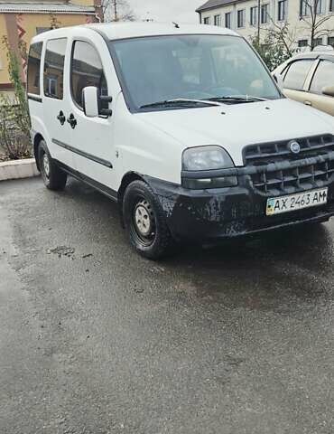 Белый Фиат Добло, объемом двигателя 1.91 л и пробегом 238 тыс. км за 3000 $, фото 1 на Automoto.ua