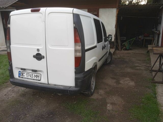 Белый Фиат Добло, объемом двигателя 1.9 л и пробегом 314 тыс. км за 2700 $, фото 8 на Automoto.ua