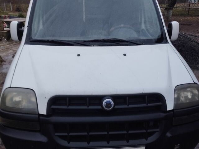 Белый Фиат Добло, объемом двигателя 1.9 л и пробегом 358 тыс. км за 3200 $, фото 2 на Automoto.ua