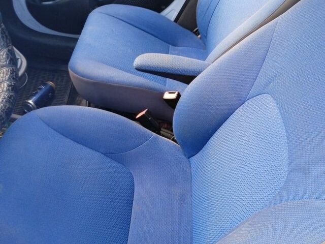 Фиат Добло 2003 в Кельменцах на Automoto.ua Белый Фиат Добло, объемом двигателя 1.9 л и пробегом 99 тыс. км за 3100 $, фото 7 на Automoto.ua