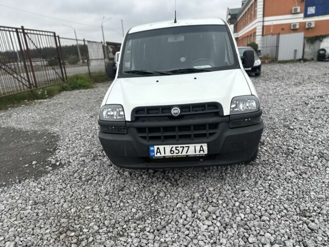 Белый Фиат Добло, объемом двигателя 1.9 л и пробегом 270 тыс. км за 3950 $, фото 3 на Automoto.ua