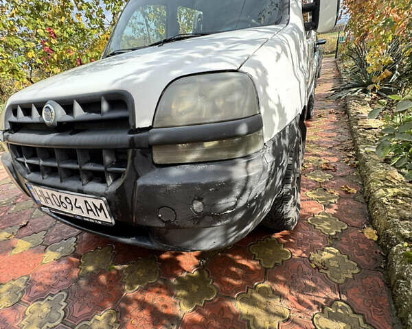 Белый Фиат Добло, объемом двигателя 1.6 л и пробегом 230 тыс. км за 2850 $, фото 5 на Automoto.ua
