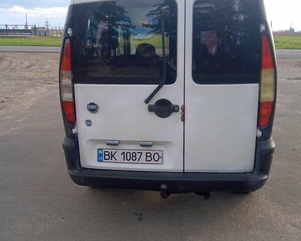 Білий Фіат Добло, об'ємом двигуна 1.9 л та пробігом 290 тис. км за 3350 $, фото 5 на Automoto.ua