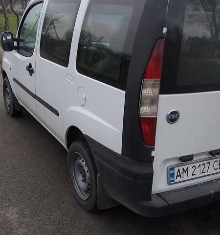 Белый Фиат Добло, объемом двигателя 1.91 л и пробегом 280 тыс. км за 3700 $, фото 8 на Automoto.ua