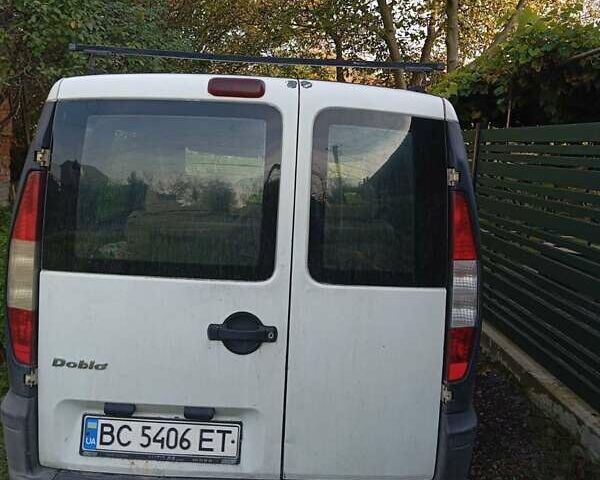 Белый Фиат Добло, объемом двигателя 1.9 л и пробегом 320 тыс. км за 3200 $, фото 4 на Automoto.ua