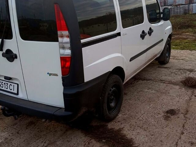 Белый Фиат Добло, объемом двигателя 1.6 л и пробегом 328 тыс. км за 4000 $, фото 10 на Automoto.ua