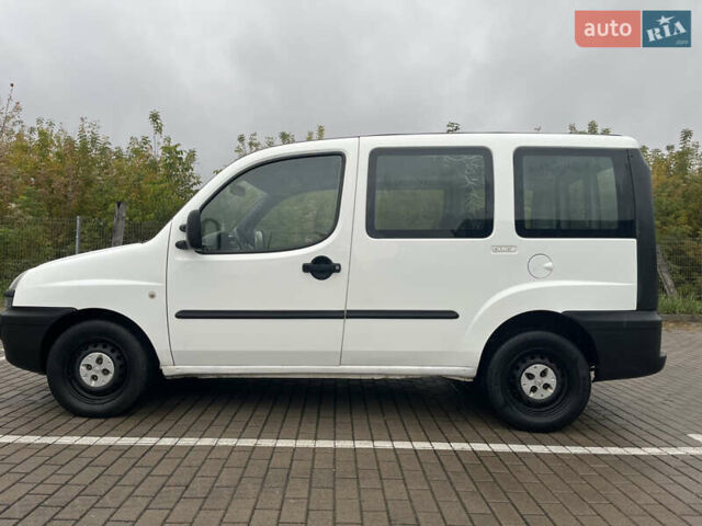 Белый Фиат Добло, объемом двигателя 1.91 л и пробегом 260 тыс. км за 4200 $, фото 5 на Automoto.ua