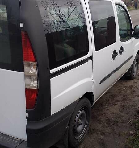 Белый Фиат Добло, объемом двигателя 1.91 л и пробегом 280 тыс. км за 3700 $, фото 9 на Automoto.ua