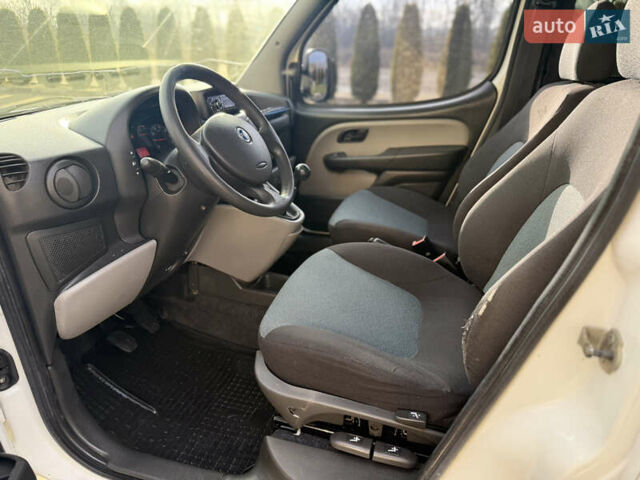 Білий Фіат Добло, об'ємом двигуна 1.25 л та пробігом 291 тис. км за 3999 $, фото 16 на Automoto.ua