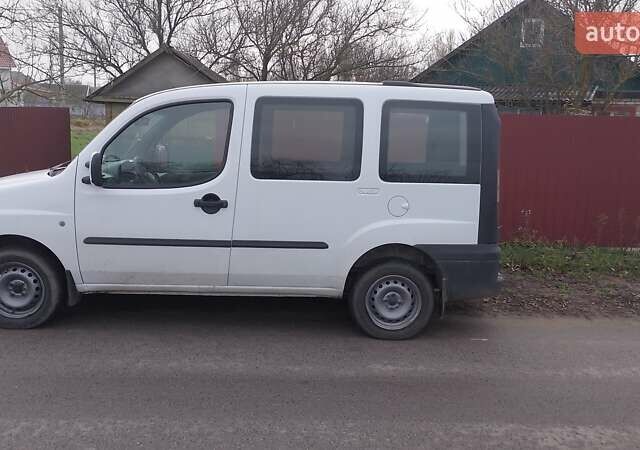 Белый Фиат Добло, объемом двигателя 1.91 л и пробегом 280 тыс. км за 3700 $, фото 7 на Automoto.ua