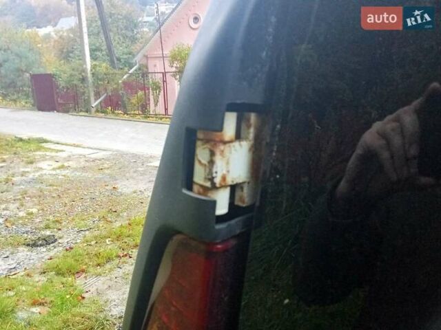 Белый Фиат Добло, объемом двигателя 1.6 л и пробегом 302 тыс. км за 3600 $, фото 17 на Automoto.ua