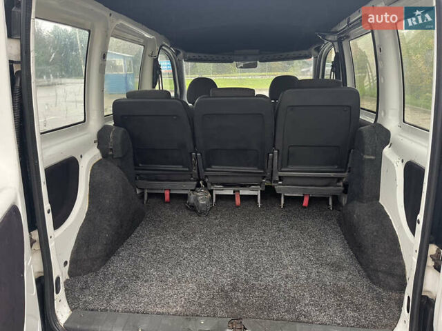 Белый Фиат Добло, объемом двигателя 1.91 л и пробегом 260 тыс. км за 4200 $, фото 20 на Automoto.ua