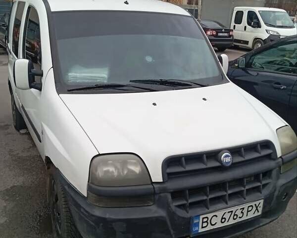 Белый Фиат Добло, объемом двигателя 1.9 л и пробегом 370 тыс. км за 4300 $, фото 13 на Automoto.ua