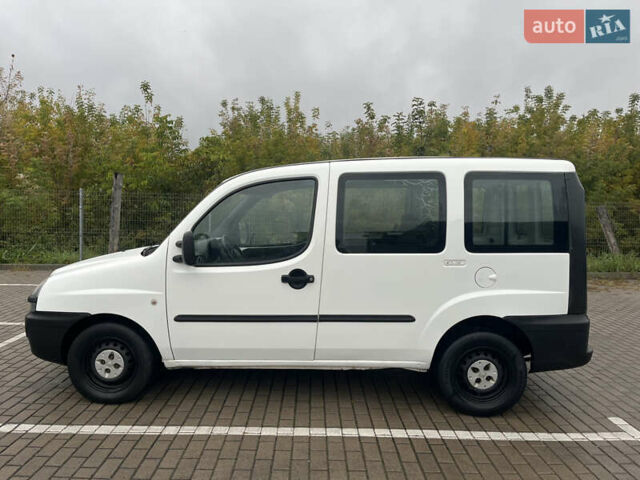 Белый Фиат Добло, объемом двигателя 1.91 л и пробегом 260 тыс. км за 4200 $, фото 4 на Automoto.ua