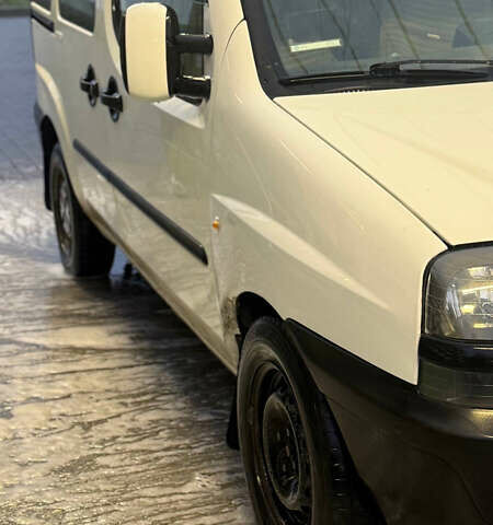 Белый Фиат Добло, объемом двигателя 1.9 л и пробегом 399 тыс. км за 3900 $, фото 10 на Automoto.ua