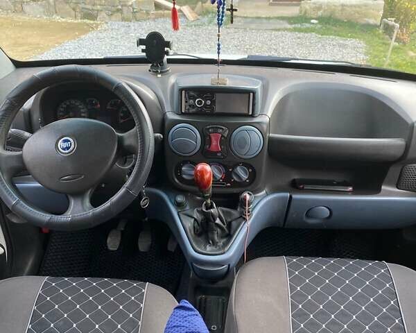 Белый Фиат Добло, объемом двигателя 1.91 л и пробегом 299 тыс. км за 4300 $, фото 2 на Automoto.ua