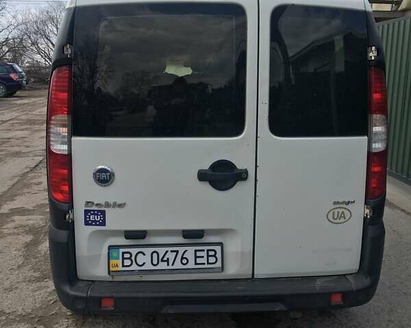 Белый Фиат Добло, объемом двигателя 1.9 л и пробегом 248 тыс. км за 5800 $, фото 4 на Automoto.ua