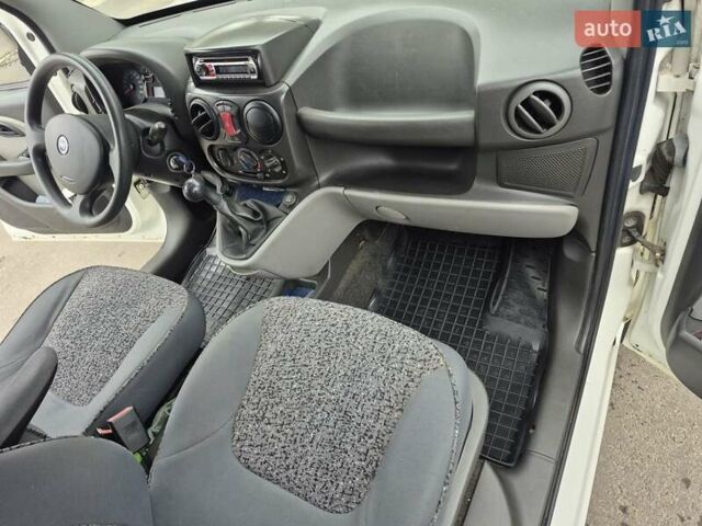 Білий Фіат Добло, об'ємом двигуна 1.91 л та пробігом 369 тис. км за 4400 $, фото 13 на Automoto.ua
