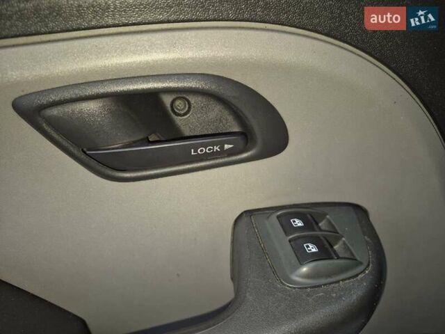 Білий Фіат Добло, об'ємом двигуна 1.91 л та пробігом 369 тис. км за 4400 $, фото 20 на Automoto.ua