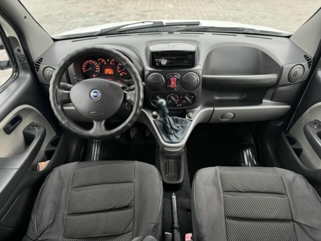 Белый Фиат Добло, объемом двигателя 1.9 л и пробегом 390 тыс. км за 3600 $, фото 6 на Automoto.ua