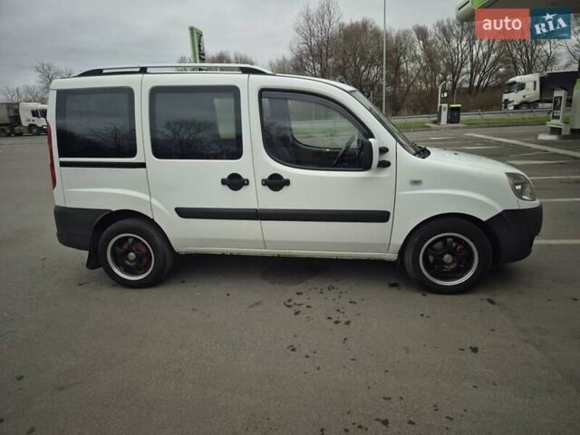 Білий Фіат Добло, об'ємом двигуна 1.91 л та пробігом 369 тис. км за 4400 $, фото 6 на Automoto.ua